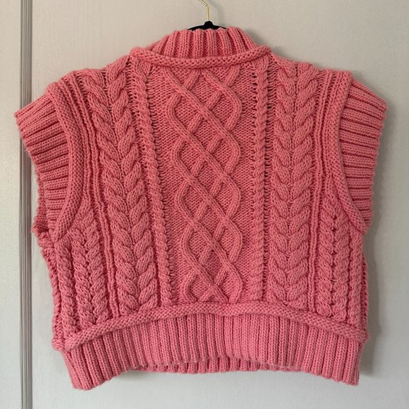 NWT Crop Knit Vest - Picture 5 of 5